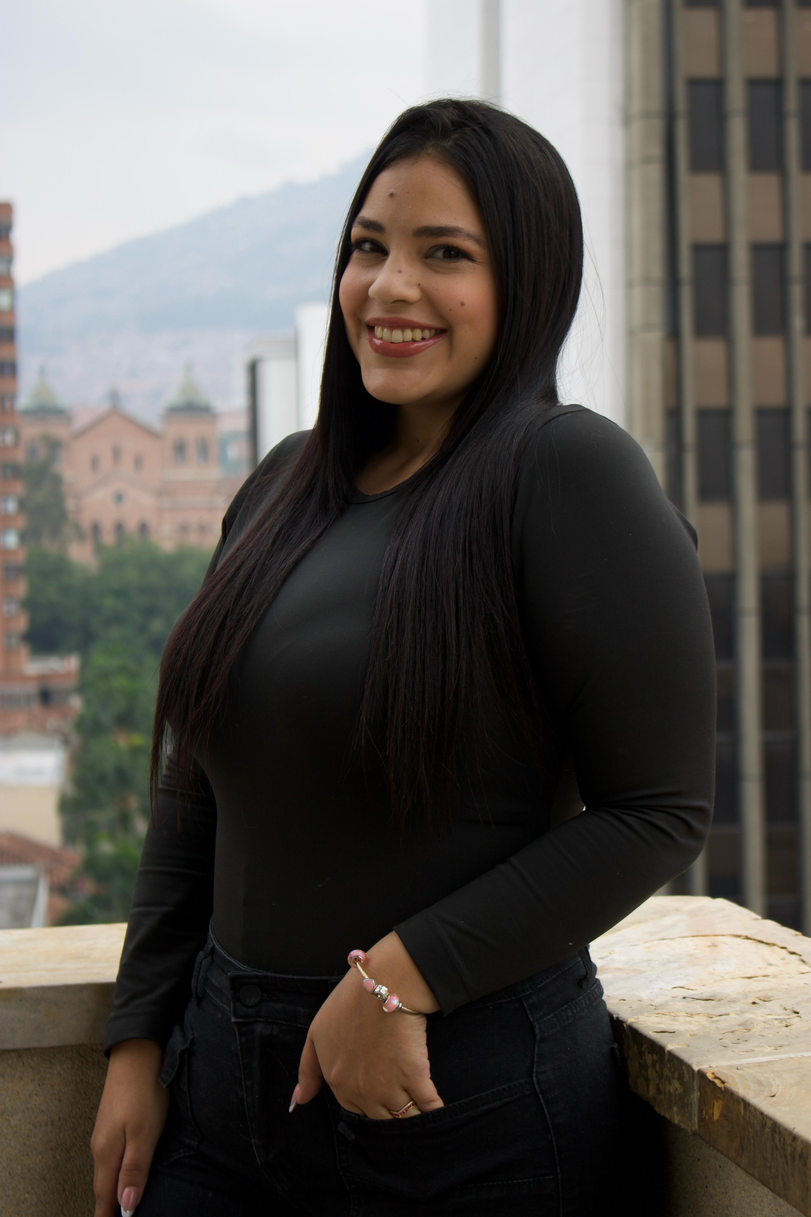 Karen Oquendo - Contadora Profesional